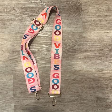 social threads bag straps